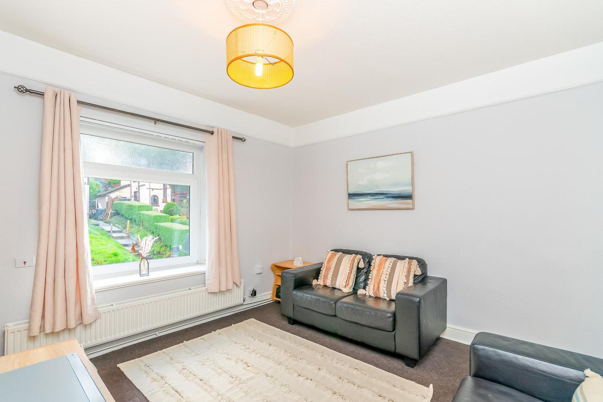 The View Spacious Apartment In Afan Forest Bike Park By Staystaycations Port Talbot Exterior photo
